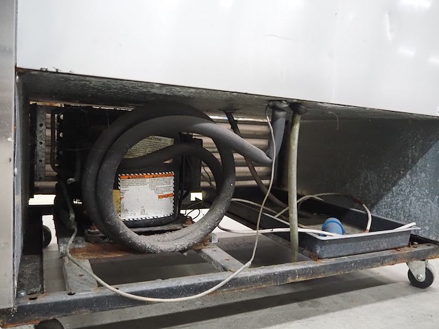 True - afbeelding 10 van  10