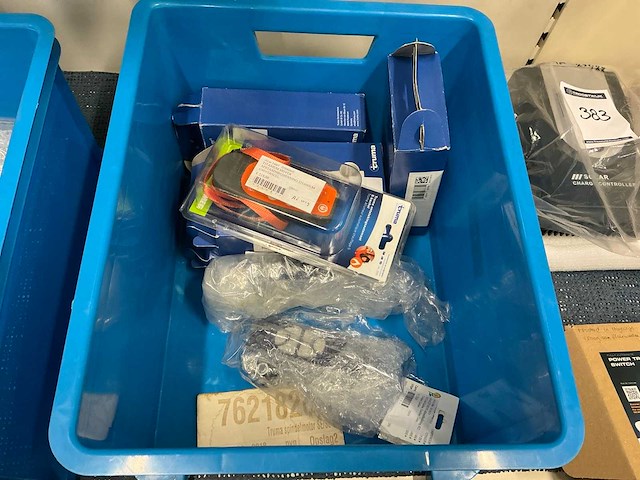 Truma diverse afstandsbedieningen (7x) - afbeelding 2 van  8