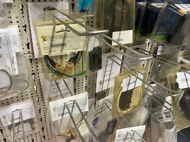 Truma partij verwarmings-en gasonderdelen - afbeelding 4 van  31