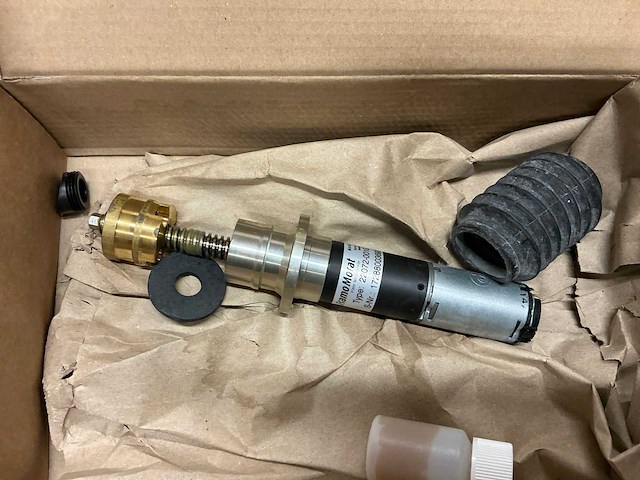 Truma spindelmotor voor mover se/te - afbeelding 4 van  5
