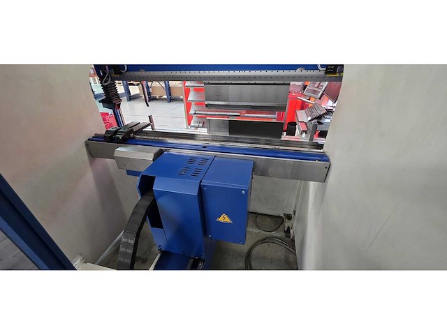 Trumpf - 2005 - trumabend v85 - cnc-kantbank - afbeelding 6 van  12