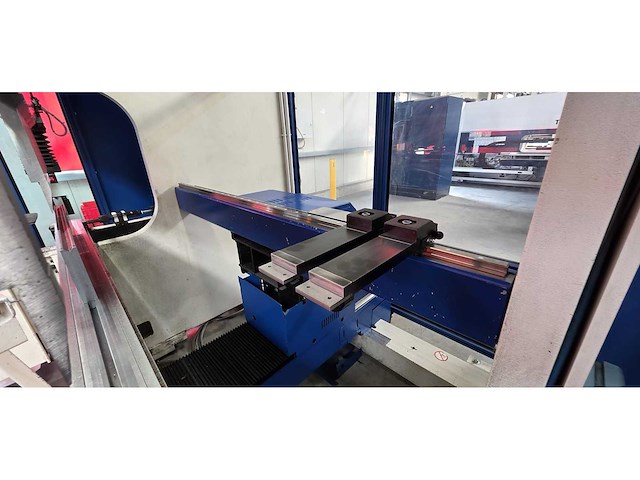 Trumpf - 2005 - trumabend v85 - cnc-kantbank - afbeelding 3 van  12