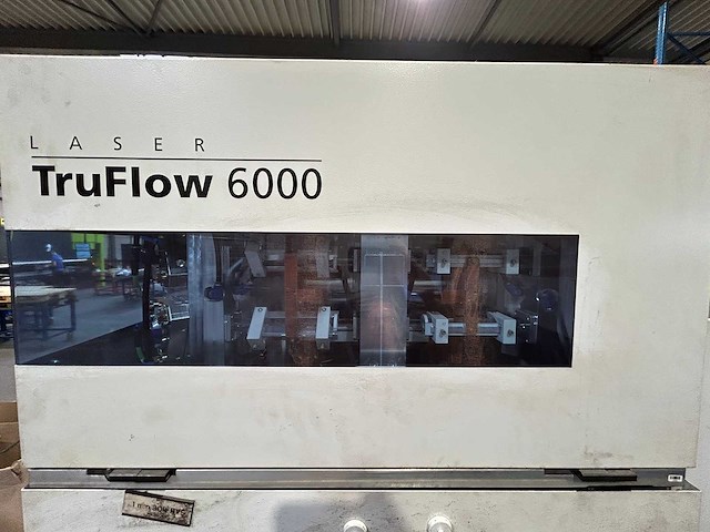 Trumpf - 2015 - trulaser 5040 - lasersnijmachine - liftmaster compact - afbeelding 11 van  41