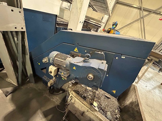 Trumpf - 2015 - trulaser 5040 - lasersnijmachine - liftmaster compact - afbeelding 14 van  41