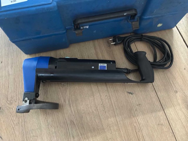 Trumpf s 420-0 elektrische plaatschaar - afbeelding 2 van  9