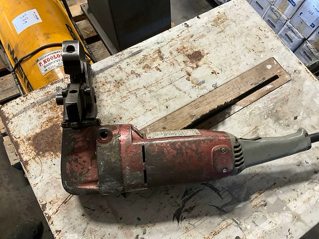 Trumpf thn 600 knabbel schaar - afbeelding 1 van  6
