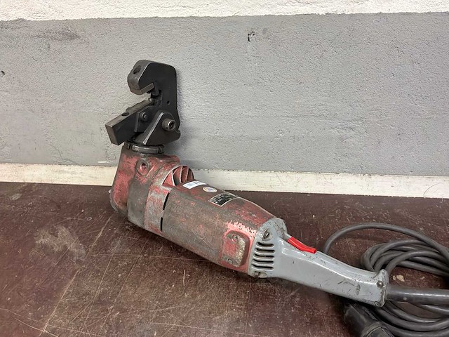 Trumpf tkf 100 plaatwerkknabbelschaar - afbeelding 8 van  8