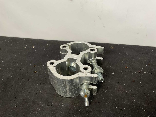 Truss klem (24x) - afbeelding 1 van  3