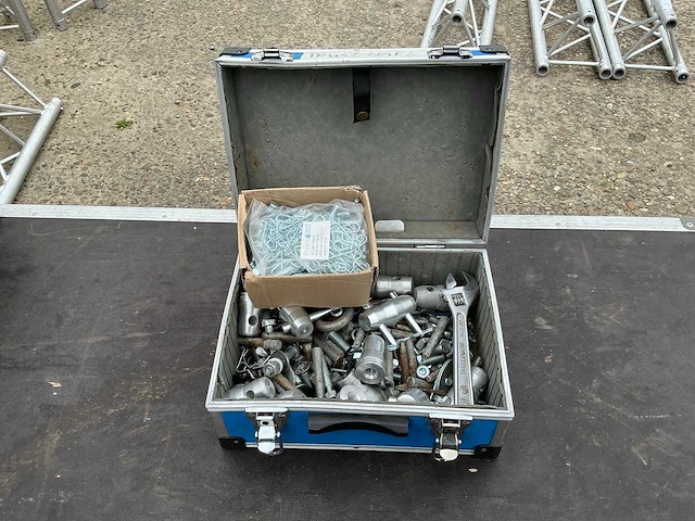 Trusspennenkist - afbeelding 1 van  3