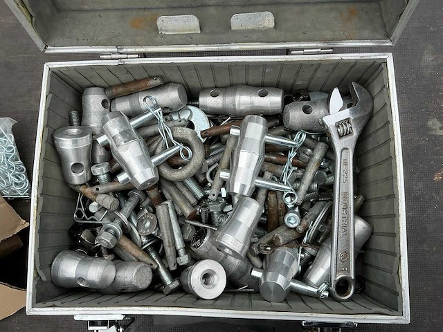 Trusspennenkist - afbeelding 3 van  3