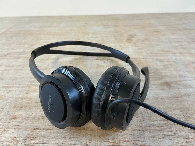 Trust 2-in-1 home office set koptelefoon & webcam (3x) - afbeelding 9 van  20