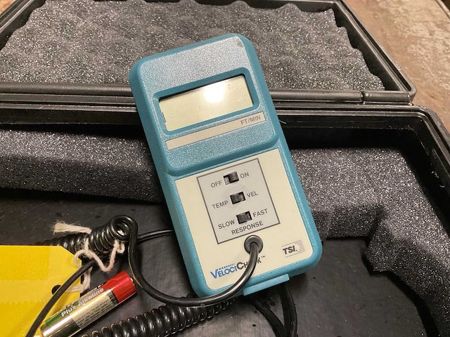 Tsi 8330 air velocity meter - afbeelding 1 van  4