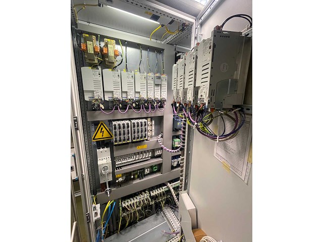 Tsk schill roll-to-roll zonnefolie-reiniger en braaistlijn - afbeelding 28 van  37