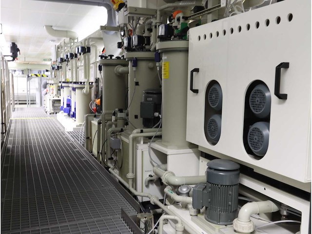 Tsk schill roll-to-roll zonnefolie-reiniger en braaistlijn - afbeelding 17 van  37