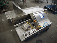 Tst - afbeelding 1 van  8