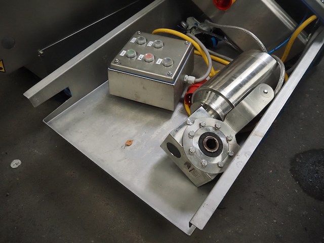 Tst - afbeelding 7 van  8