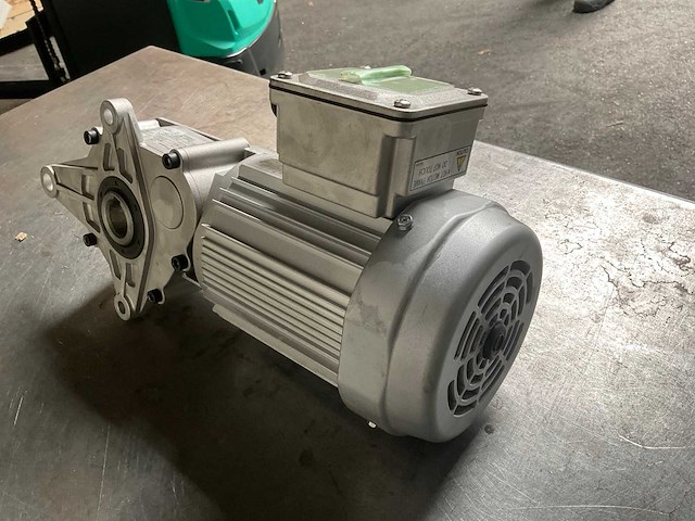 Tsubaki cmfa010 elektromotor met reductor (60x) - afbeelding 3 van  9