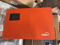 Tsun hybride off-grid omvormer met batterij-aansluiting - afbeelding 1 van  4