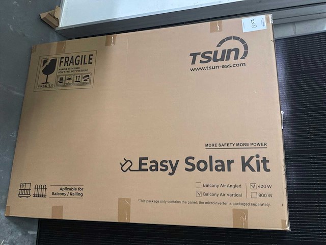 Tsun tsol-esk400-air(v) balkon-zonnepaneel - afbeelding 1 van  3
