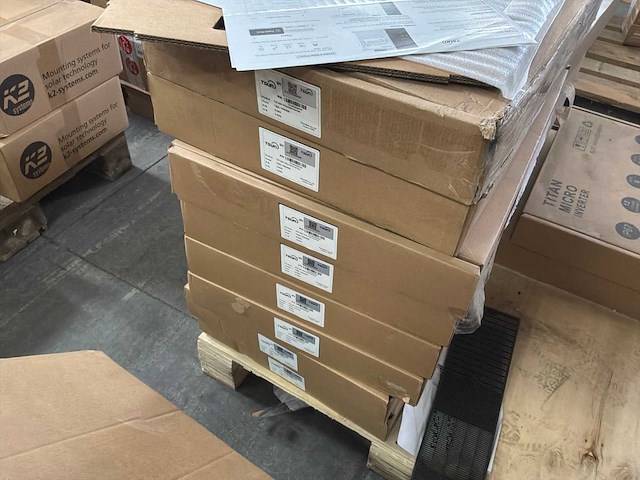 Tsun tsol-ms3000 micro-inverter (16x) - afbeelding 7 van  7
