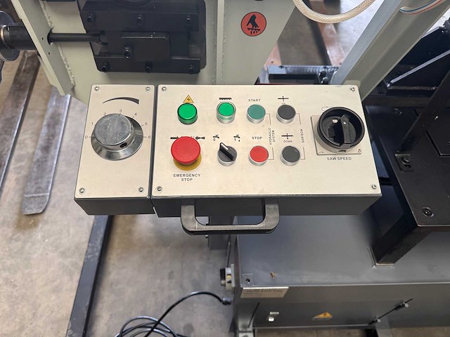 Ttmc - bs-2114 th - metalen horizontale bandzaagmachine - afbeelding 3 van  9