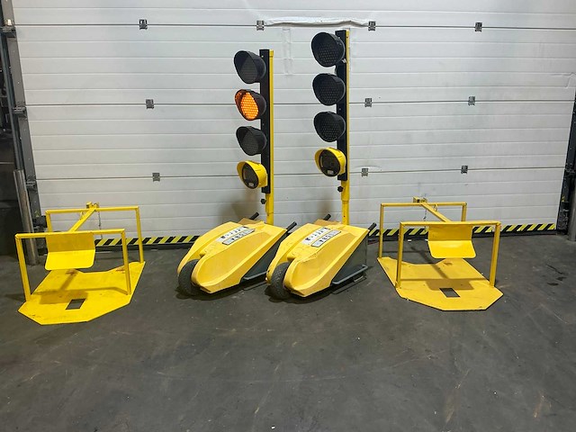 Tts tempo verkeerslicht (2x) - afbeelding 1 van  10