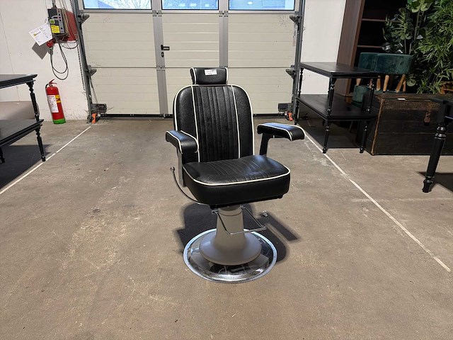 Ttt kappersstoel - afbeelding 1 van  5