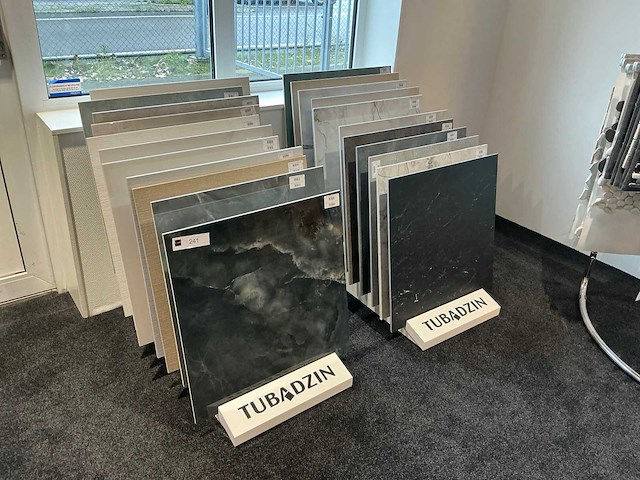 Tubadzin tegeldisplay (2x) - afbeelding 2 van  3