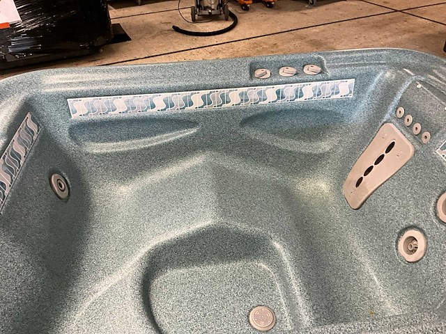 Tubbe jacuzzi - afbeelding 9 van  13