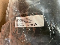 Tube and flap (2x) - afbeelding 1 van  4