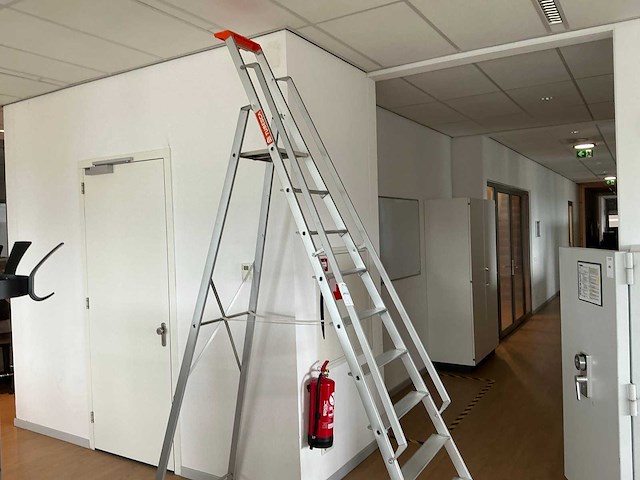 Tubesca zolderladder - afbeelding 1 van  6