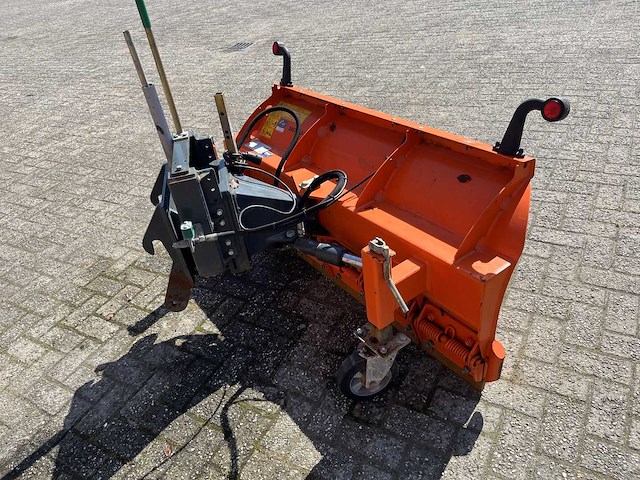 Tuchel - 2014 - sk-f150 - sneeuwschuiver - afbeelding 2 van  6
