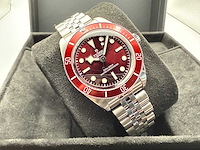 Tudor black bay 58 m7939a1a0ru-0001 | red dial | jubilee | unworn 2026 - afbeelding 3 van  10