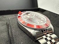 Tudor black bay 58 m7939a1a0ru-0001 | red dial | jubilee | unworn 2026 - afbeelding 6 van  10