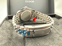 Tudor black bay 58 m7939a1a0ru-0001 | red dial | jubilee | unworn 2026 - afbeelding 8 van  10