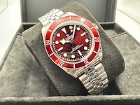 Tudor black bay 58 m7939a1a0ru-0001 | red dial | jubilee | unworn 2026 - afbeelding 3 van  10