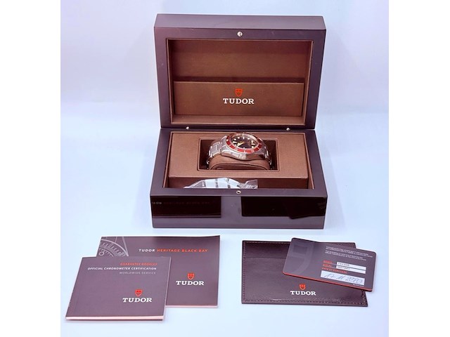 Tudor black bay 79230r - 2020 full set - automatisch herenhorloge - afbeelding 17 van  22