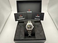 Tudor black bay | black dial | unworn | 2026 - afbeelding 3 van  9