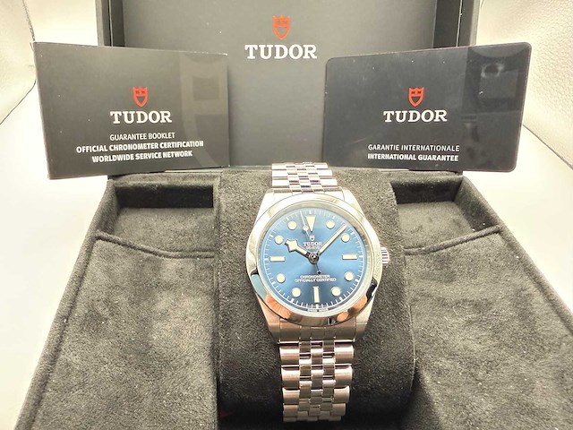 Tudor black bay one 39 | jubilee | blue dial | unworn | 2026 - afbeelding 3 van  12