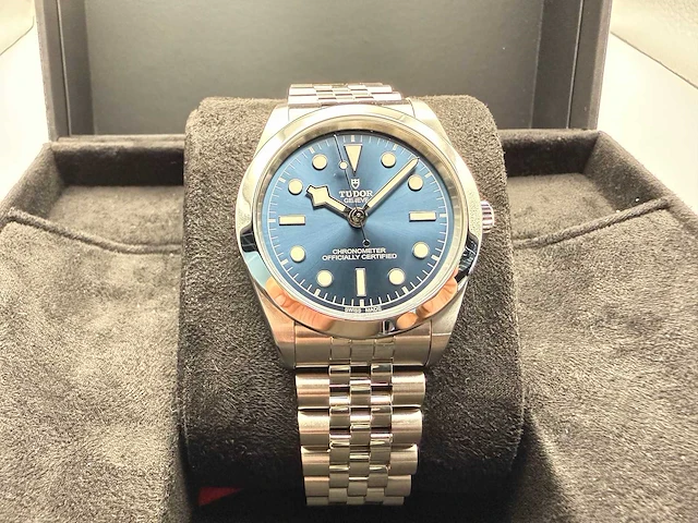 Tudor black bay one 39 | jubilee | blue dial | unworn | 2026 - afbeelding 1 van  12