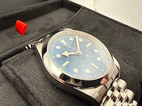 Tudor black bay one 39 | jubilee | blue dial | unworn | 2026 - afbeelding 10 van  12