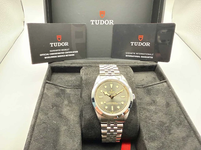Tudor black bay one 41 | anthracite dial | unworn | 2026 - afbeelding 3 van  12