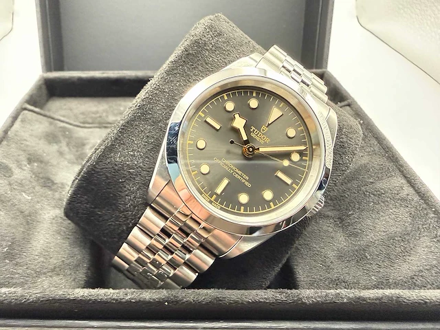 Tudor black bay one 41 | anthracite dial | unworn | 2026 - afbeelding 6 van  12