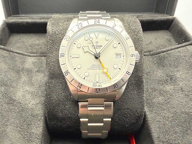 Tudor black bay pro | white dial | unworn | 2026 - afbeelding 1 van  9