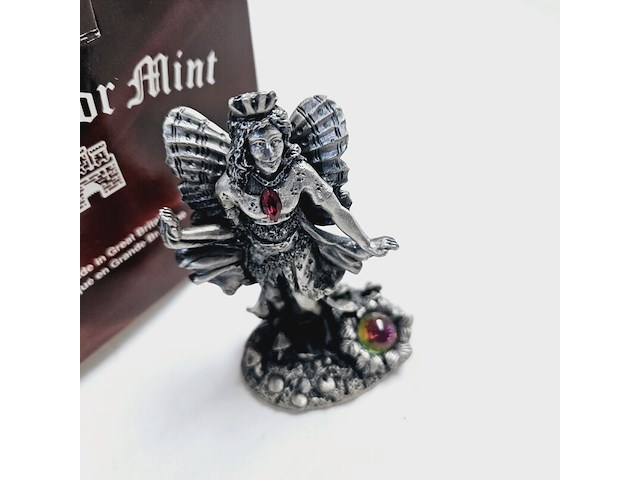 Tudor mint england - fairy queen statuette met zilver vergoten - afbeelding 4 van  8