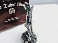 Tudor mint england - fairy queen statuette met zilver vergoten - afbeelding 7 van  8