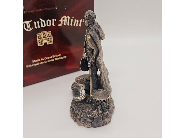 Tudor mint england - sir gawain statuette met zilver vergoten - afbeelding 5 van  9