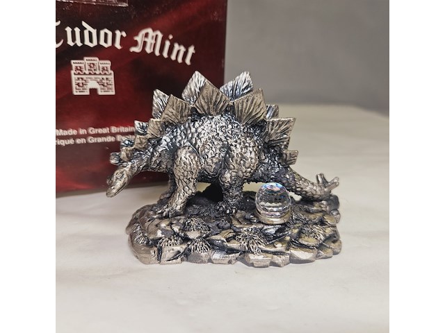 Tudor mint england - stegosaurus statuette met zilver vergoten - afbeelding 1 van  7