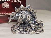 Tudor mint england - stegosaurus statuette met zilver vergoten - afbeelding 1 van  7