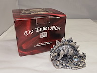 Tudor mint england - stegosaurus statuette met zilver vergoten - afbeelding 2 van  7
